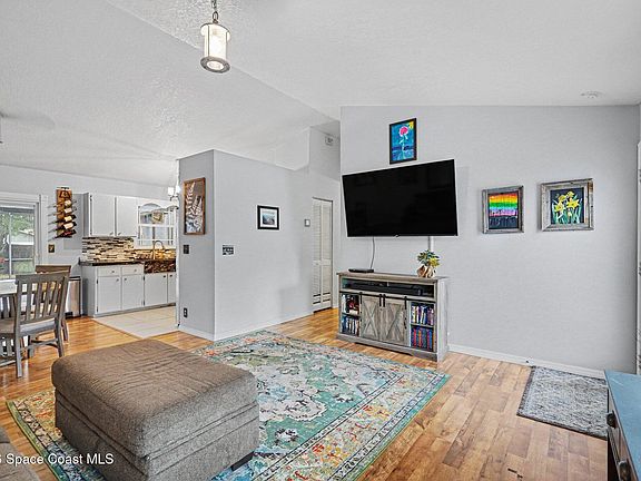 3rd image of 6560 Dock Ave