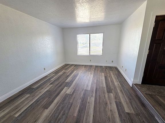 2nd image of 1551 La Vida Ct
