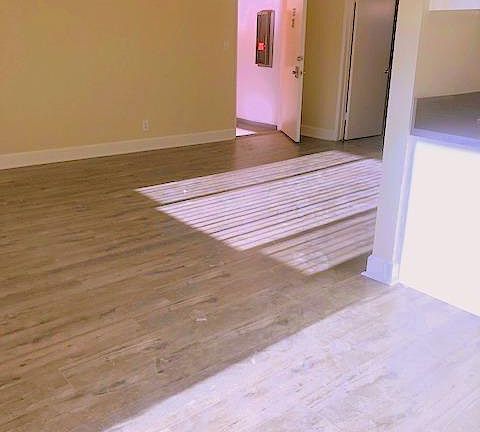 2nd image of 17938 Burbank Blvd #204