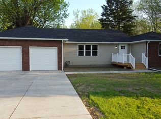 499 Cayuga Creek Rd, Cheektowaga, NY 14227