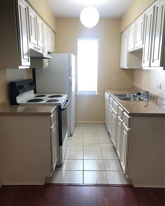 2nd image of 4508 Abbott Ave #A14