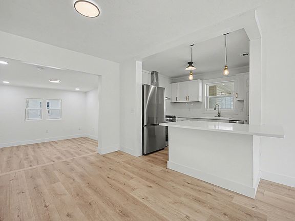 2nd image of 221 Destin Dr