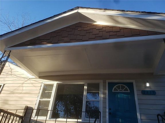 3rd image of 2833 Elpis St