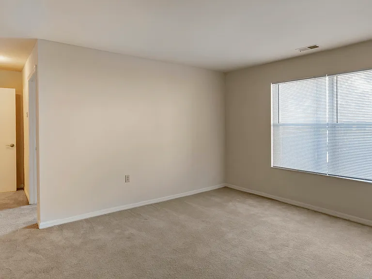 Arboretum Place Apartments — Photo 7