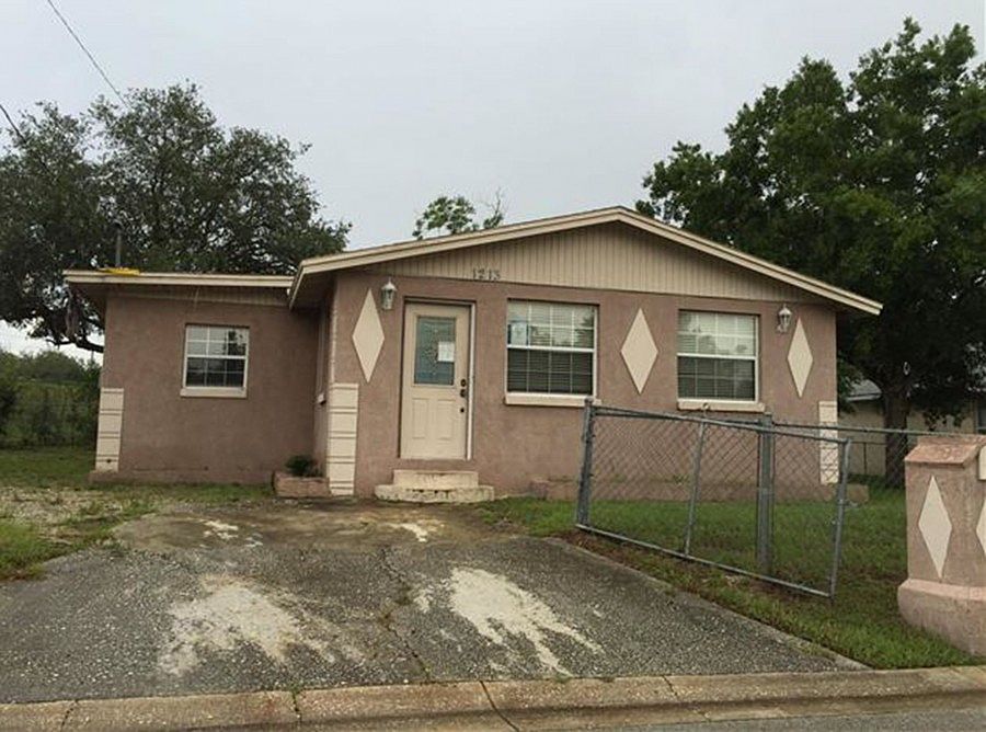 1st image of 1213 N 10th St