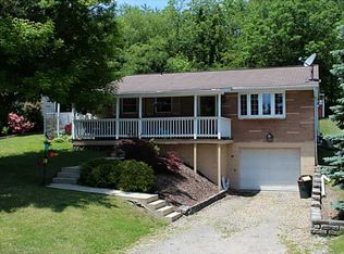 5 W Glennis Dr, Greensburg, PA