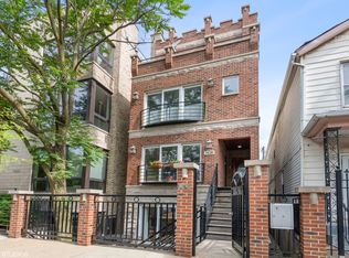 1620 W Julian St #1, Chicago, IL 60622