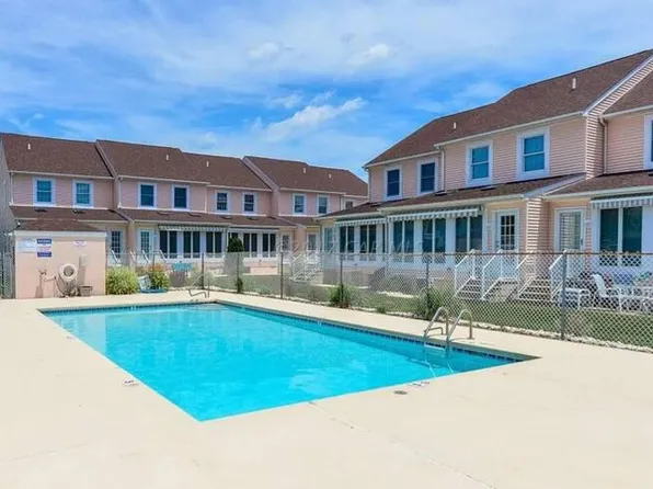 13487 Bella Vista Ln Unit 30, Ocean City, MD 21842