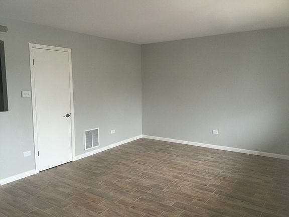 3rd image of 1445 S 51st Ct APT 2