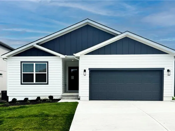 778 Creekmoor Dr, Raymore, MO 64083