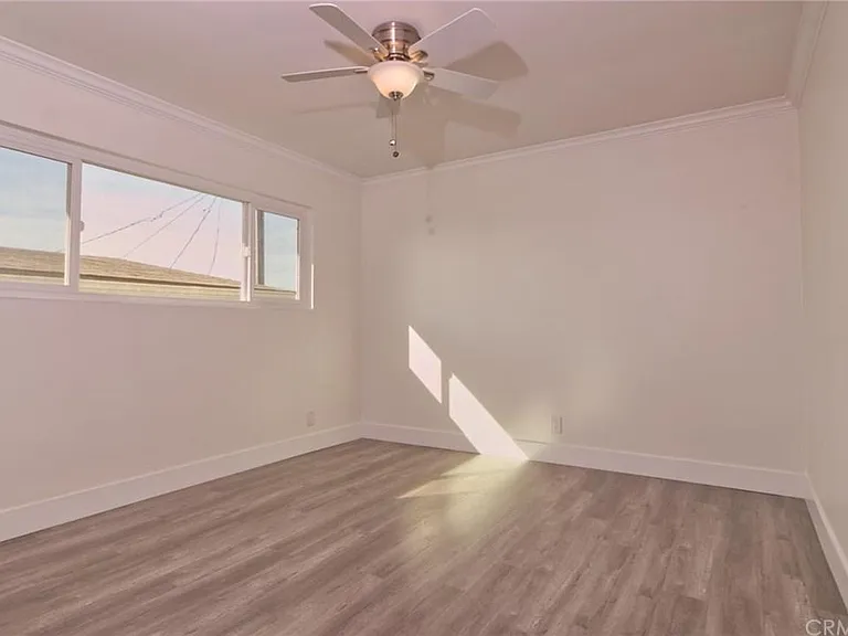 225 Rosecrans Ave #3 — Photo 7