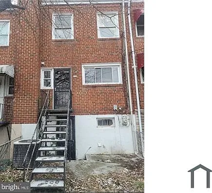 4921 Greencrest Rd — Photo 4