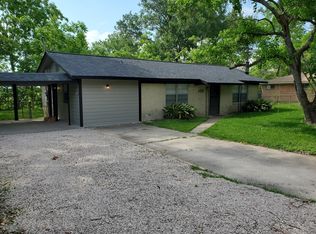 122 Young St, Huntsville, TX 77320