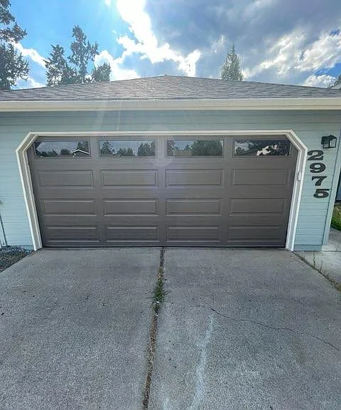 2975 NE Bluebell Ln — Photo 4