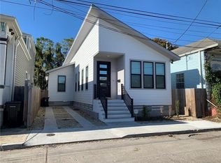 1613 S Saratoga St, New Orleans, LA 70113