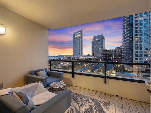 4th image of 510 1st Ave Unit 805