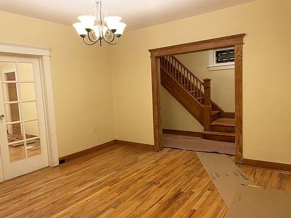 2nd image of 52 Columbia Ave