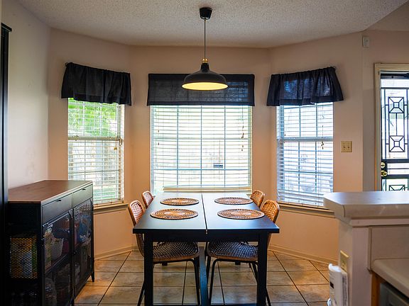 5th image of 1026 Jessica Lauren Dr