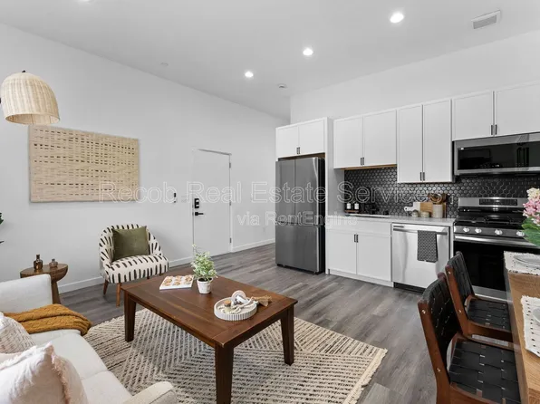 5254 Adams Ave #4, San Diego, CA 92115