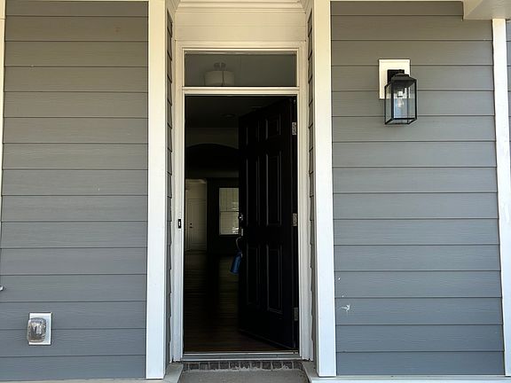 5th image of 10155 Rainier Trail Dr NW