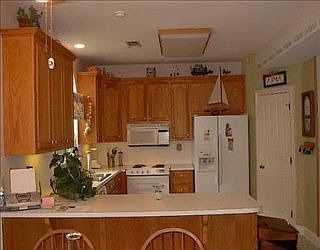 3rd image of 627 Plantation Blvd