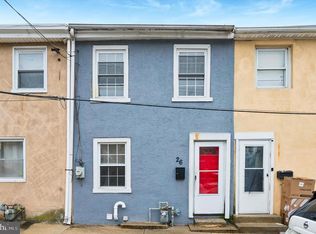 26 N 10th St, Darby, PA 19023