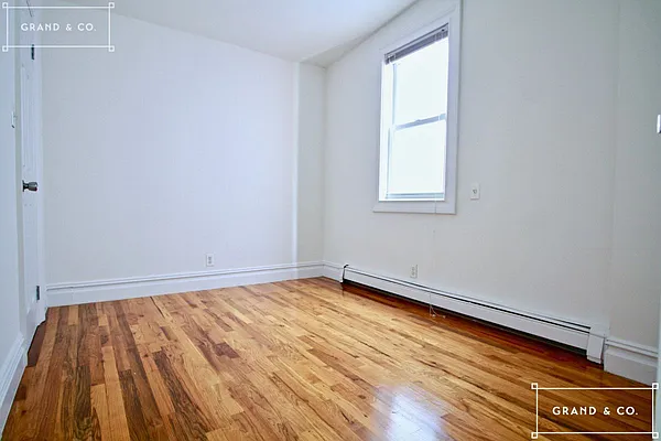 Rented by Grand & Co. | media 15