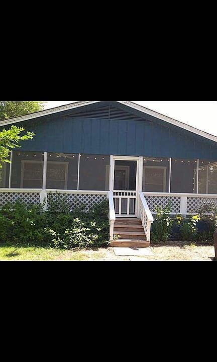 Screened porch