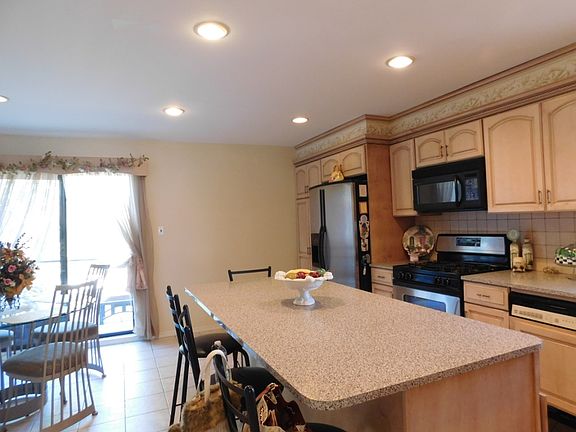 5th image of 7181 Peri Ln #28