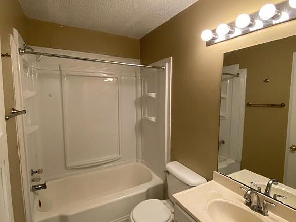 3rd image of 205 Kilgore Dr #205