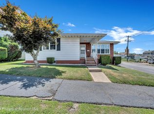 200 Lackawanna Ave, Dupont, PA 18641