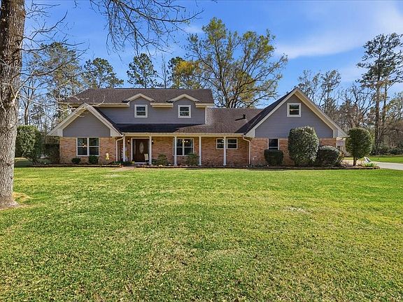 3rd image of 3212 Timberlane Cir