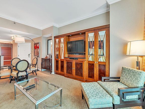 4th image of 135 Harmon Ave #3821