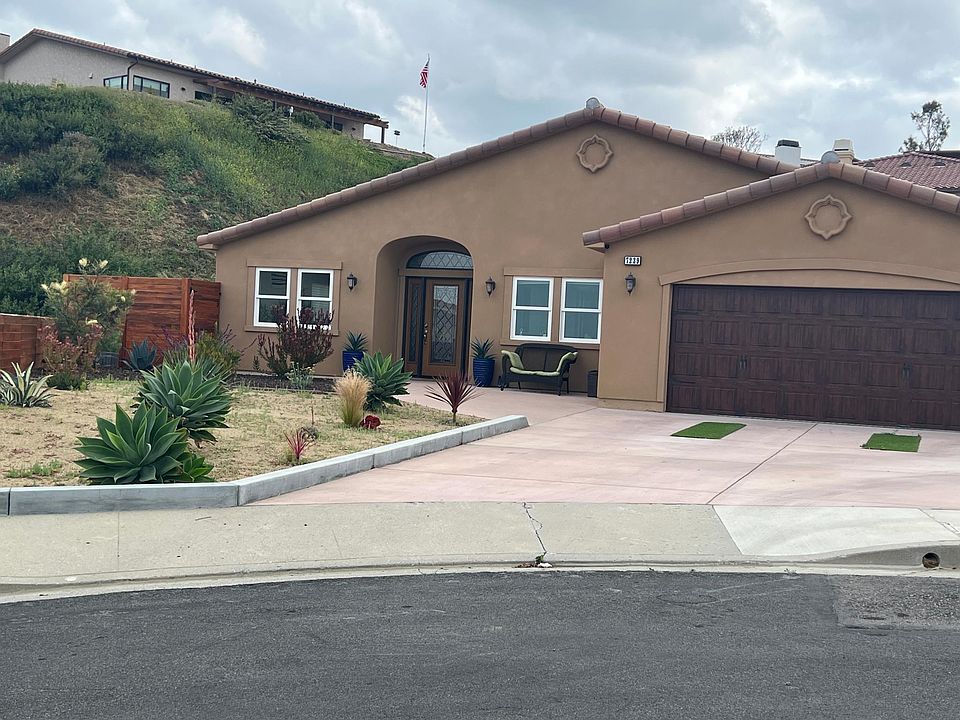 1st image of 7239 Briarcliff Cir