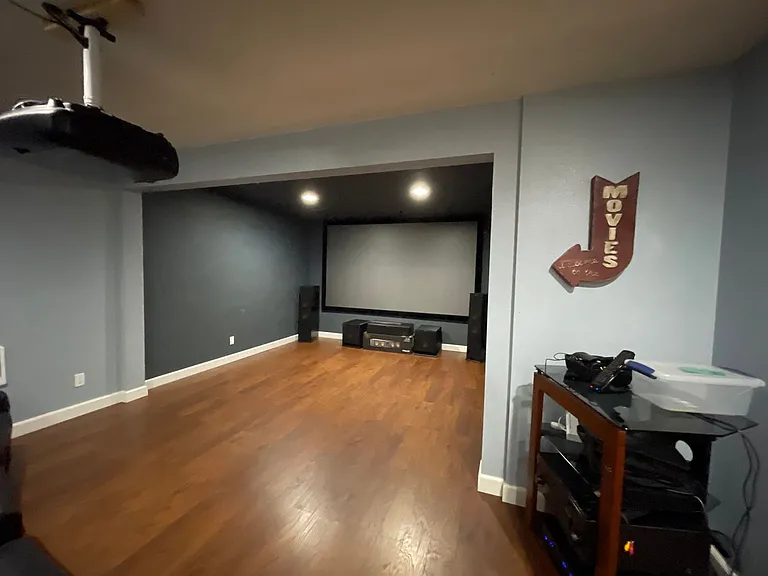 228 Winchester Creek Ave — Photo 55