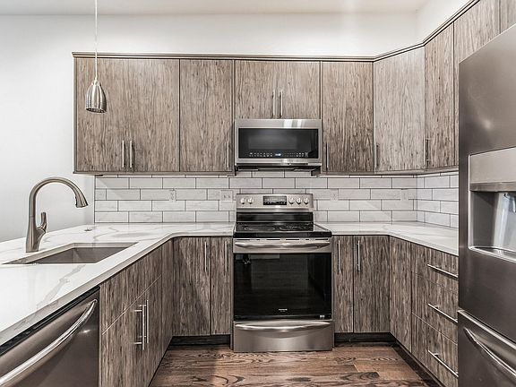 5th image of 1603 N Marshall St #3
