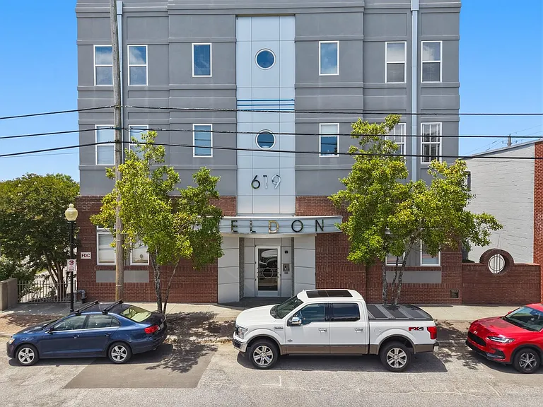 619 N 4th St #301 — Photo 44