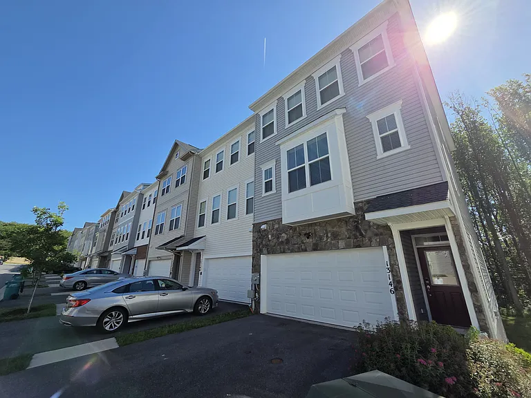 13146 Dowdens Station Way — Photo 2