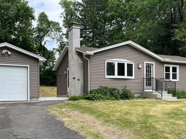 39 Jeffrey Ln, Amherst, MA 01002