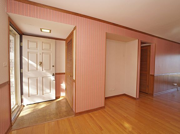 5th image of 2603 N Waterman Ave