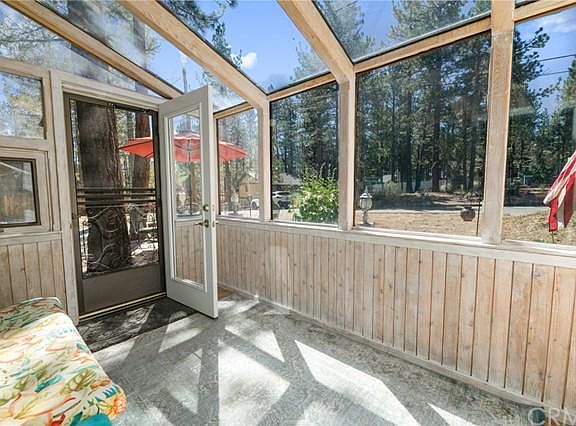 5th image of 1111 Elmwood Pl