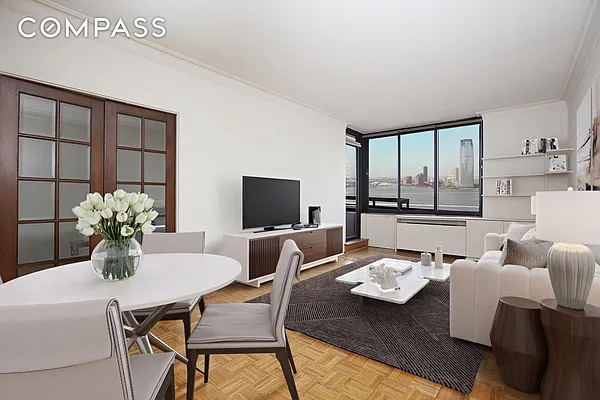 Rented by Compass | media 1