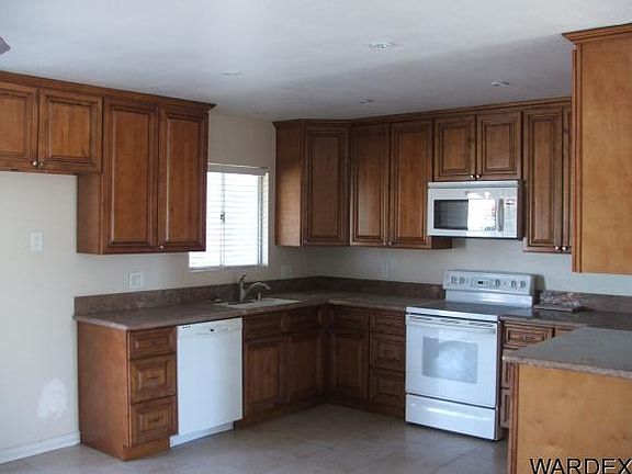 4th image of 1543 E Las Colinas Ln