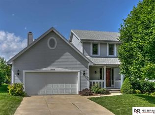 13416 Sahler St, Omaha, NE 68164
