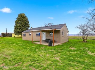 13951 Fort Rd, White Swan, WA 98952