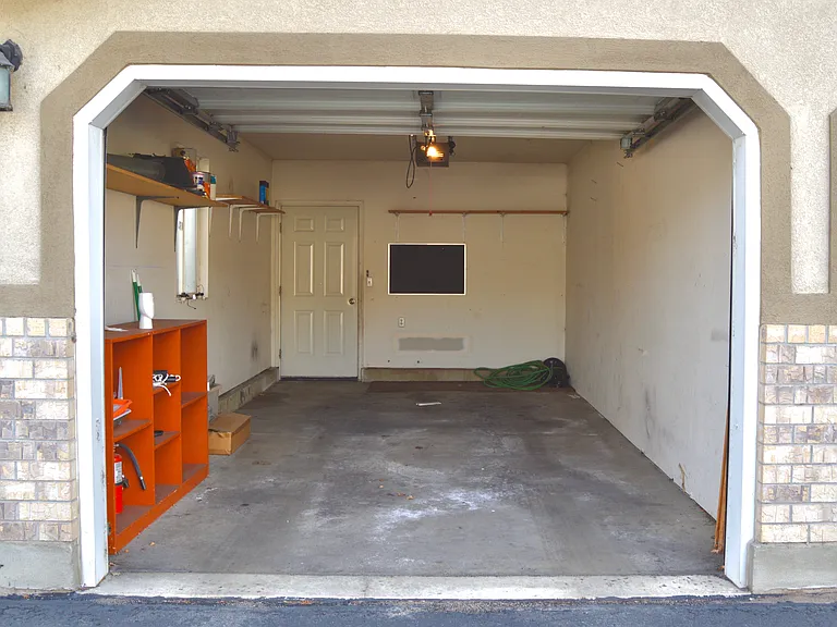 1527 Talon Dr — Photo 9