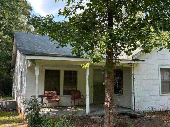 4285 Belltown Rd, Oxford, NC 27565