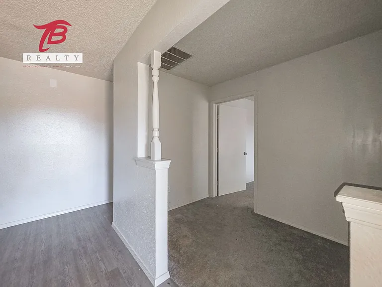 6811 Lyrewood Ln — Photo 57