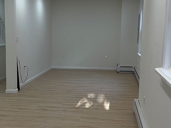 5th image of 594 N Church St Unit 2