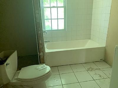 5th image of 1610 Edgewood Ave